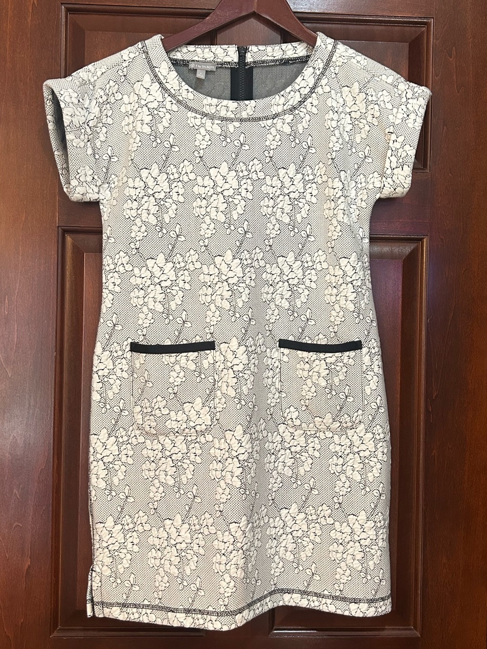 T by Talbots Petite Floral Jacquard Knit Dress Pockets Size MP?